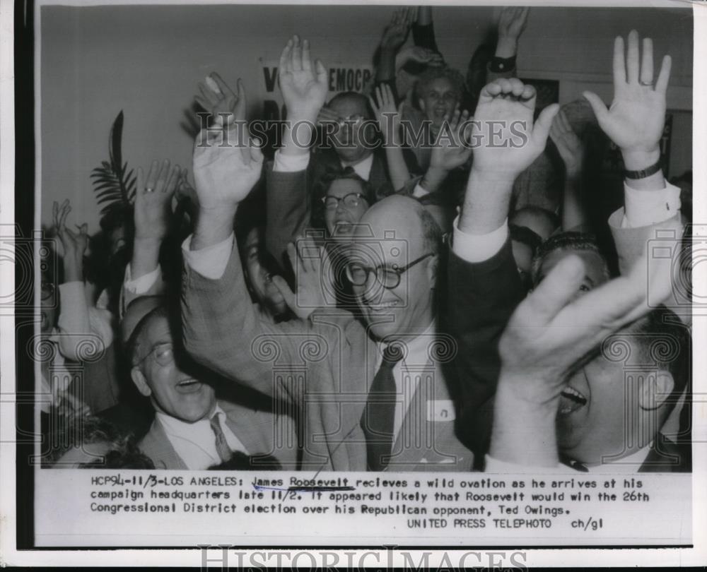 Press Photo James Roosevelt Applauded at Campaign Headquarters, Los Angeles - Historic Images