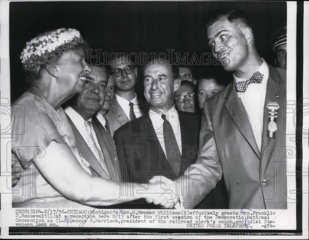 1956 Press Photo First Lady Eleanor Roosevelt, Governor G. Mennen Williams - Historic Images