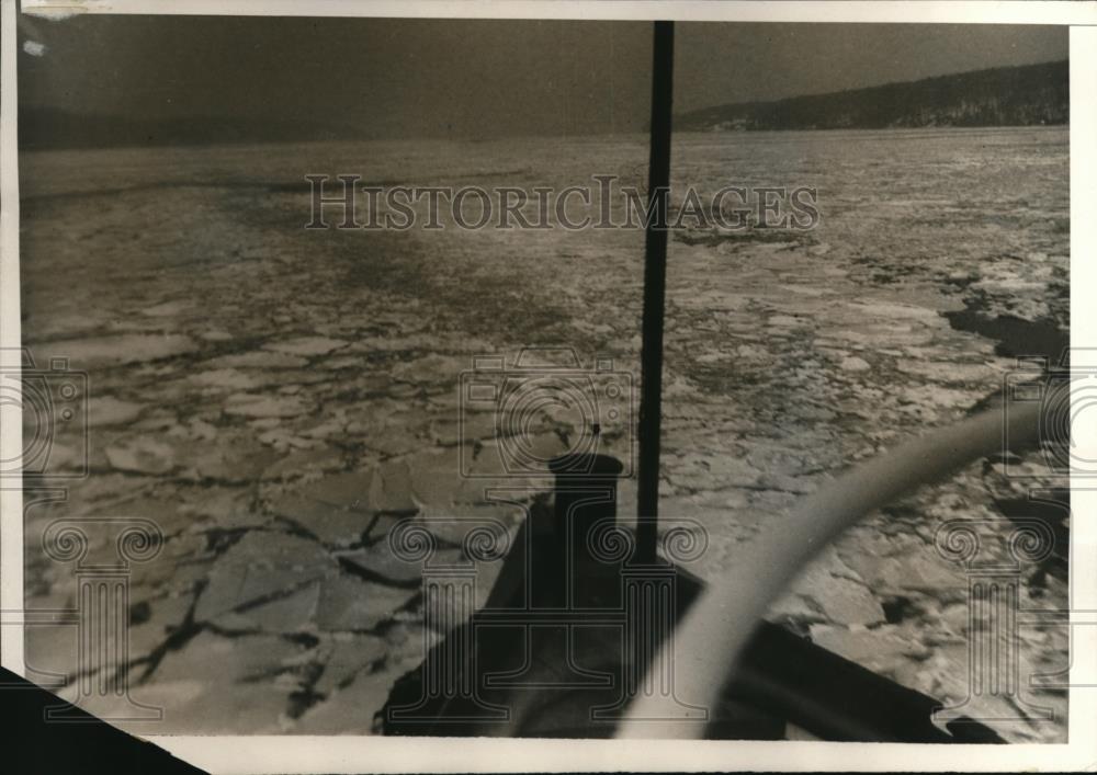 1932 Press Photo Crum Elbow New York Hudson River Impassable Due to Ice - Historic Images