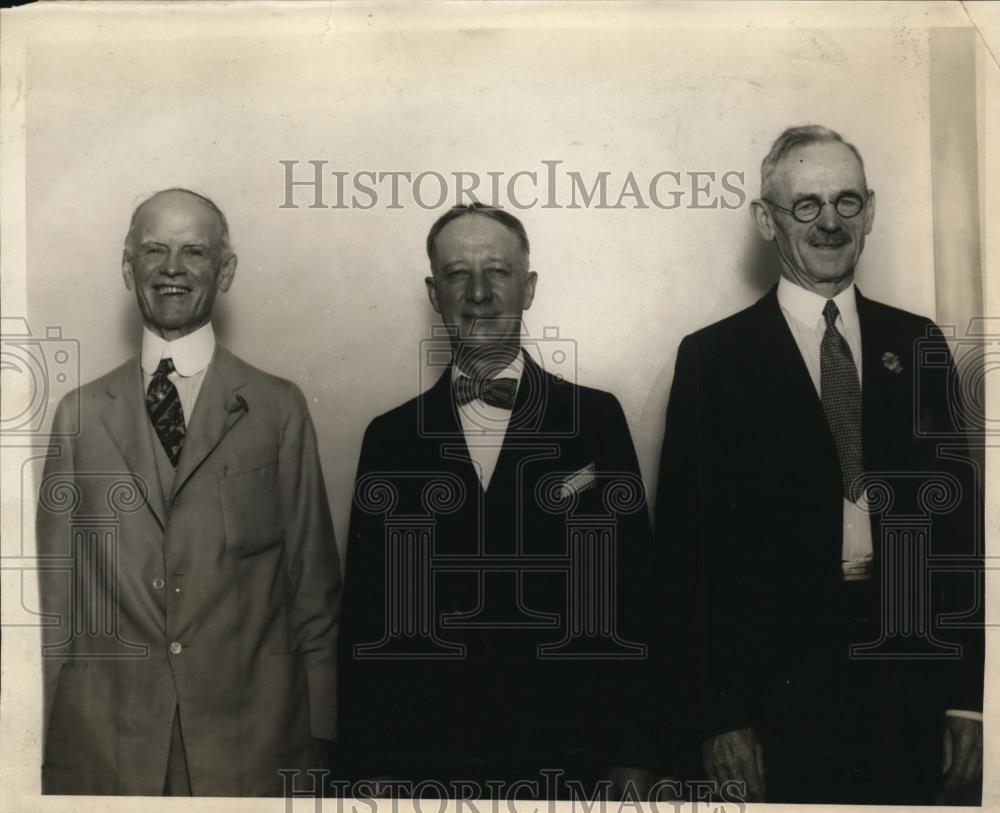 1928 Press Photo Governor Alfred Smith of NY, Edward O&#39;Hara Publisher &amp; W Kelle - Historic Images