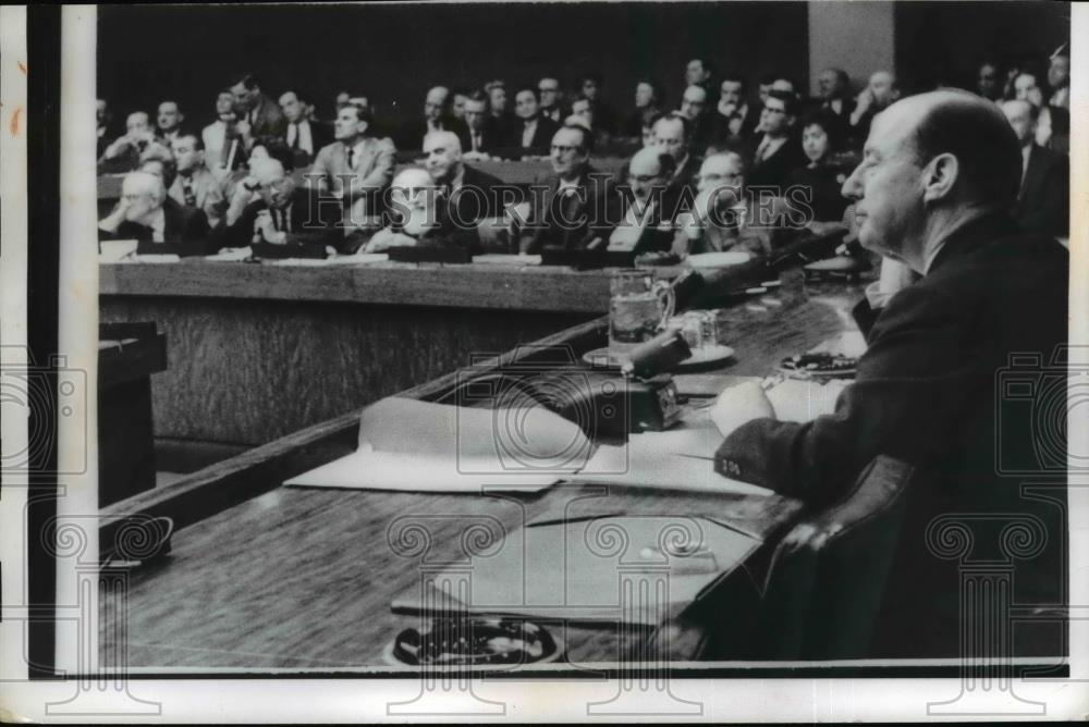 1961 Press Photo Adlai E. Stevenson, US Ambassador United Nations Press Conf. - Historic Images