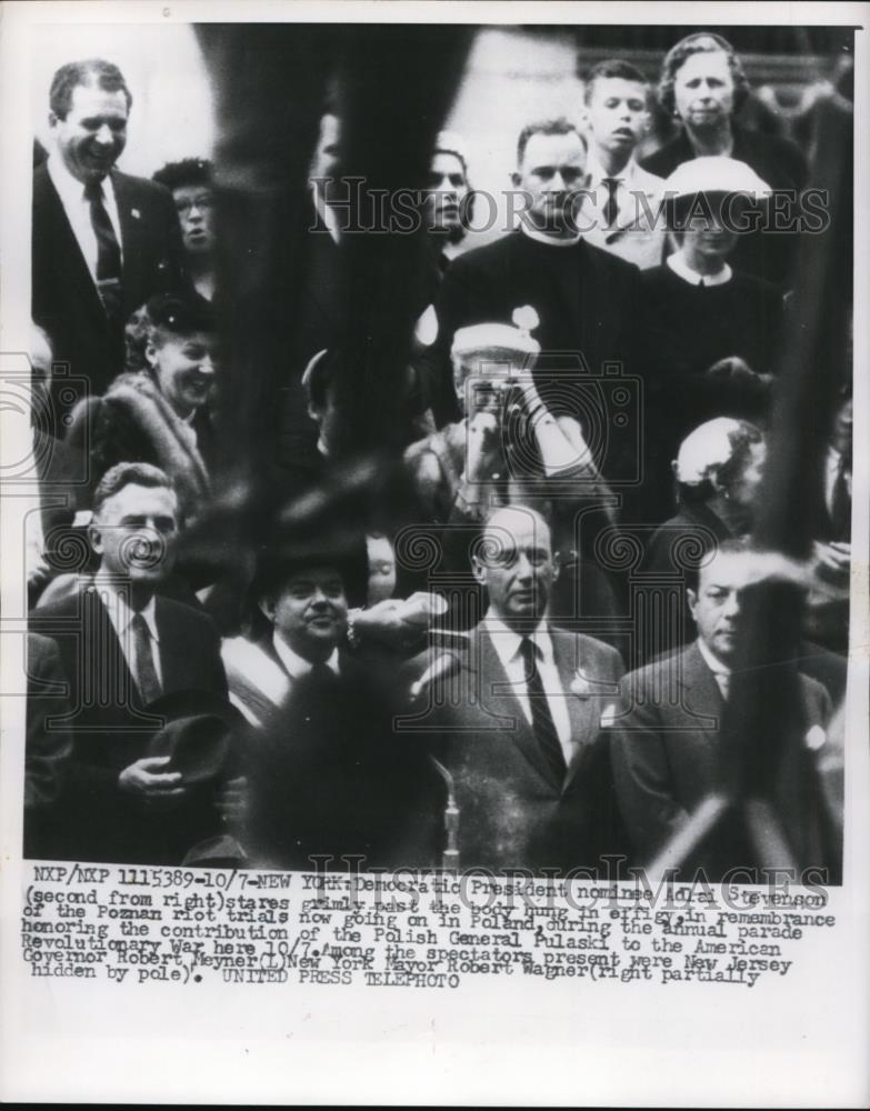 1956 Press Photo Adlai Stevenson Presidential nominee ateffigy hanging in NYC - Historic Images