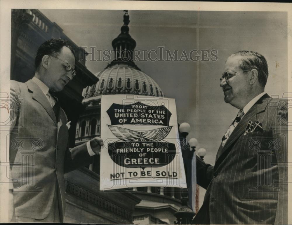 1947 Press Photo Rep Leo L Allen of Illinois & John Bear with Sign - Historic Images