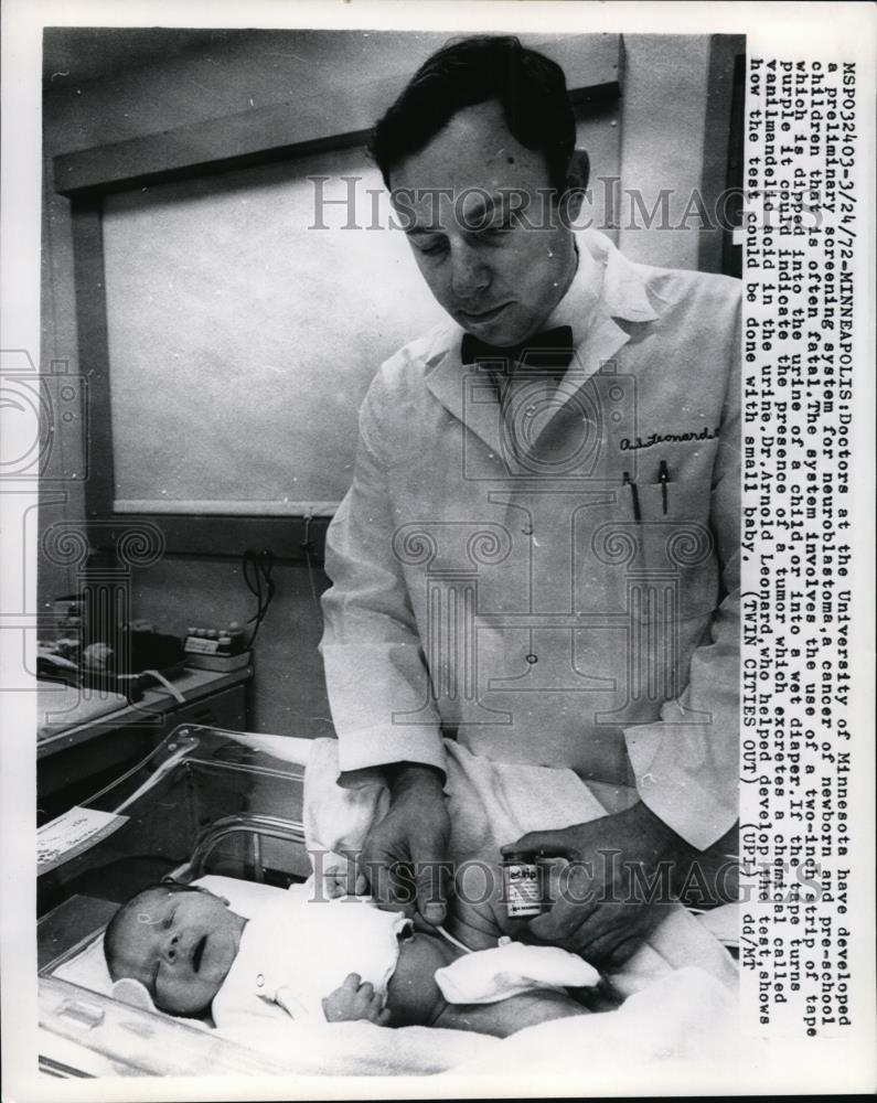 1972 Press Photo Dr. Arnold Leonard Testing Infant for Neuroblastoma - nee62918 - Historic Images