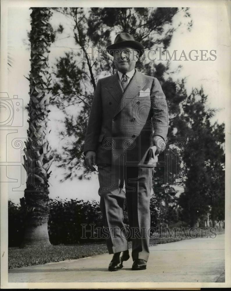 1948 Press Photo Governor Julius P Heil of Wisconsin - Historic Images