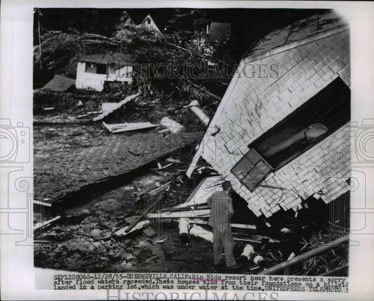 1955 Press Photo \Huerneville California Rio Mido resort wrecked by floods - Historic Images