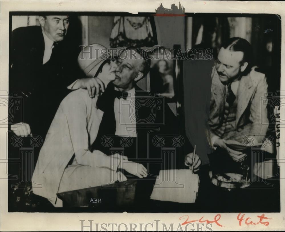 1928 Press Photo Governor of NY Alfred Smith &amp; Daughter Mrs Emily Warner - Historic Images