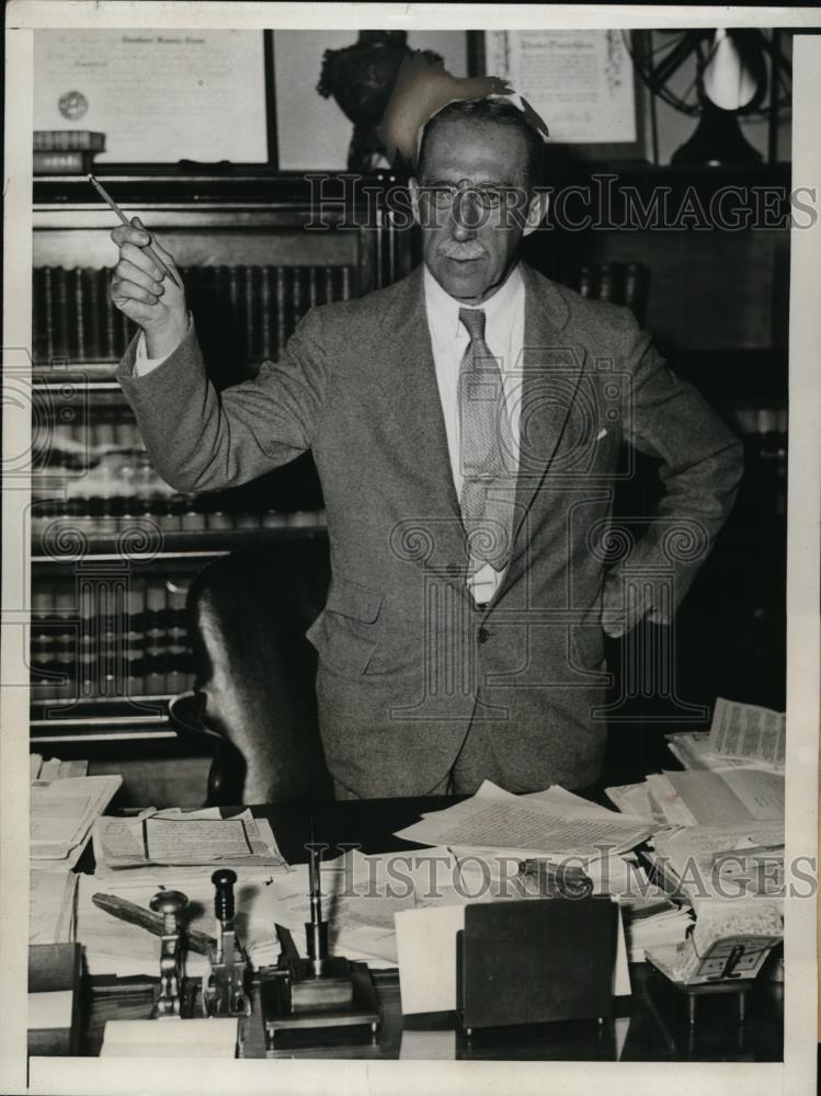 1934 Press Photo Gov Theodore Green(D-RI) Federal Troops in strike situation - Historic Images