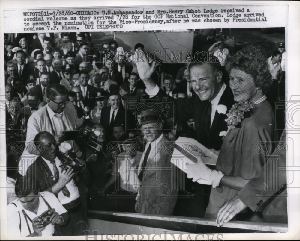 1960 Press Photo Henry Cabot Lodge and wife at the GOP Convention. - Historic Images