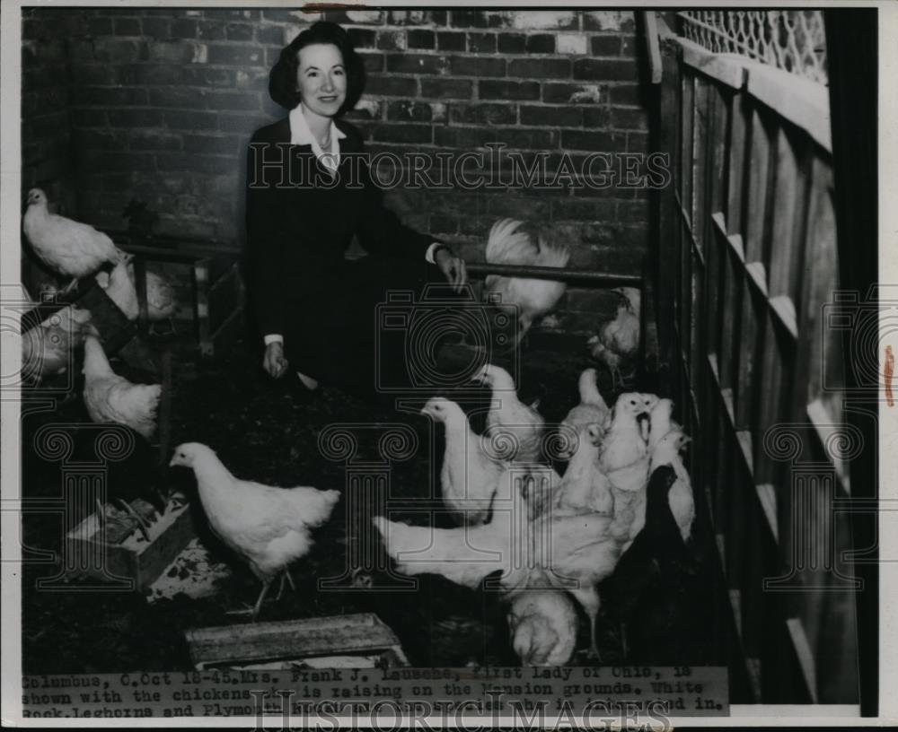 1945 Press Photo Mrs Frank J Lausche Wife of Ohio Governor - Historic Images