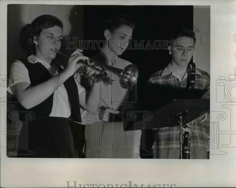 1946 Press Photo Parma High School Band Students Mildred Duwe, Bill Addison - Historic Images