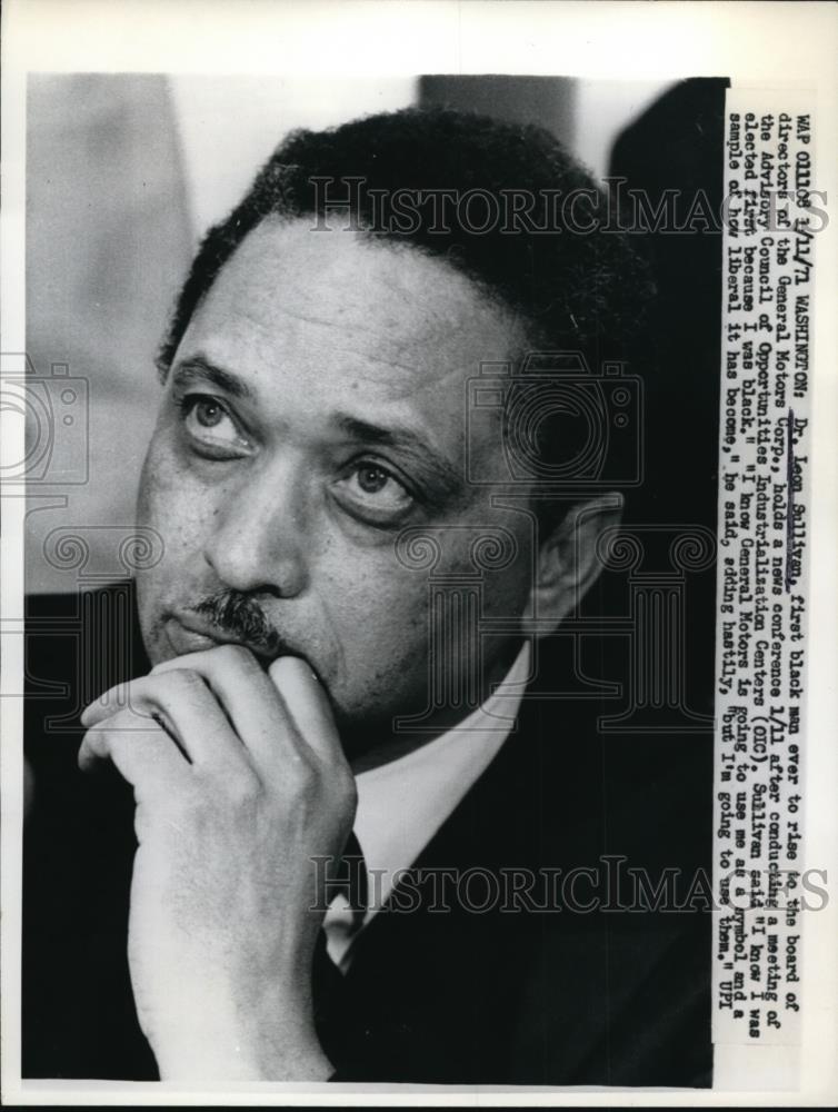 1971 Press Photo Dr Leon Sullivan GM board of directors in Washington DC - Historic Images