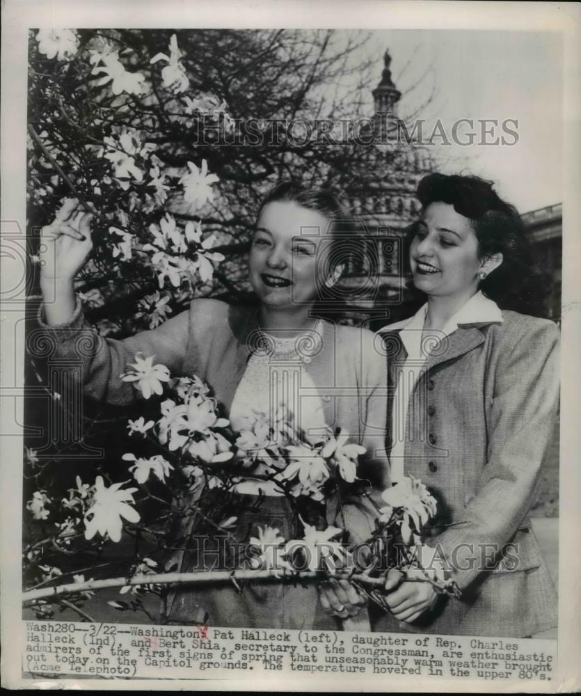 1948 Press Photo Pat Halleck daughter of Rep Charles Halleck & secy Bert Shia - Historic Images