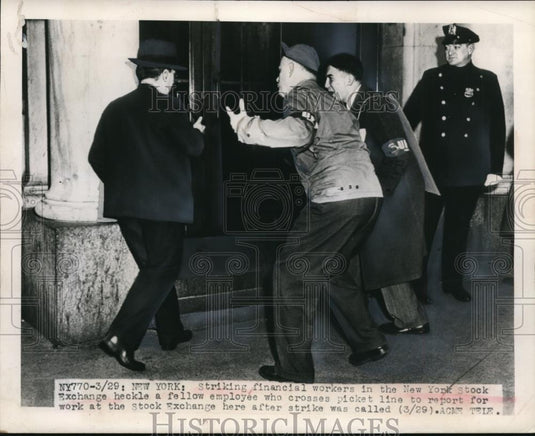 1948 Press Photo New York Stock Exchange clash of pickets & police - Historic Images