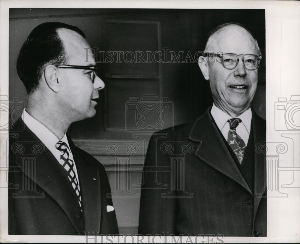 1952 Press Photo Senator Robert A Taft of Ohio & Representative Charles Trotter - Historic Images