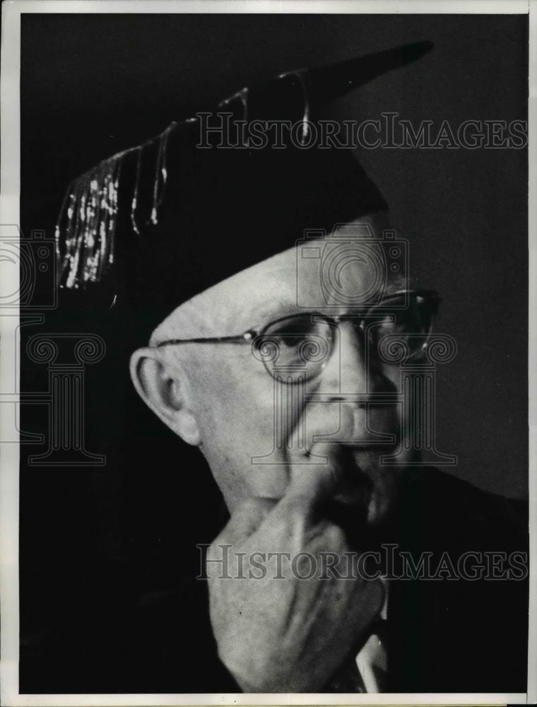 1964 Press Photo Former President Eisenhower at George Washington University - Historic Images