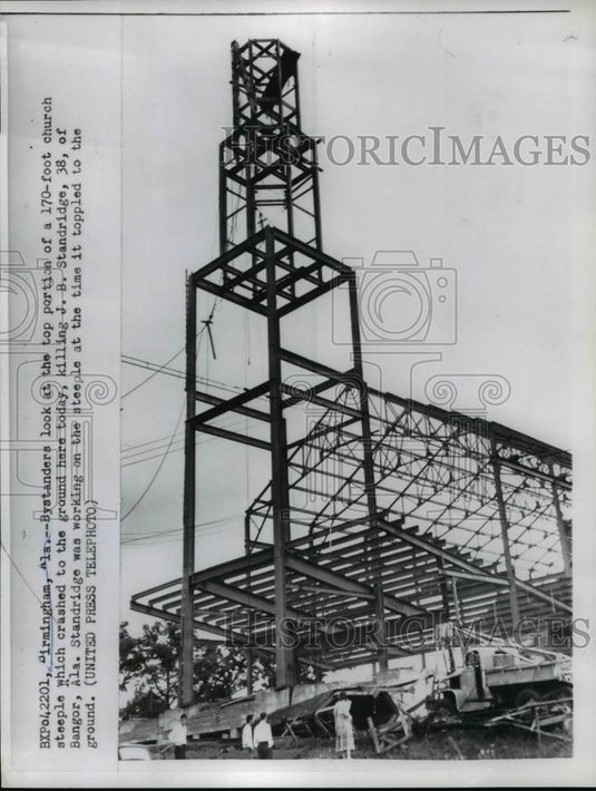 1957 Press Photo 170 ft church steeple crashed killing JB Standridge - Historic Images