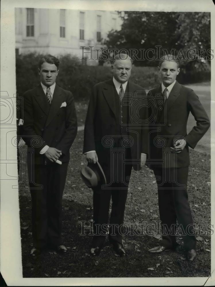 1929 Press Photo Pres.Herbert Hoover with winners of International Oratorical - Historic Images