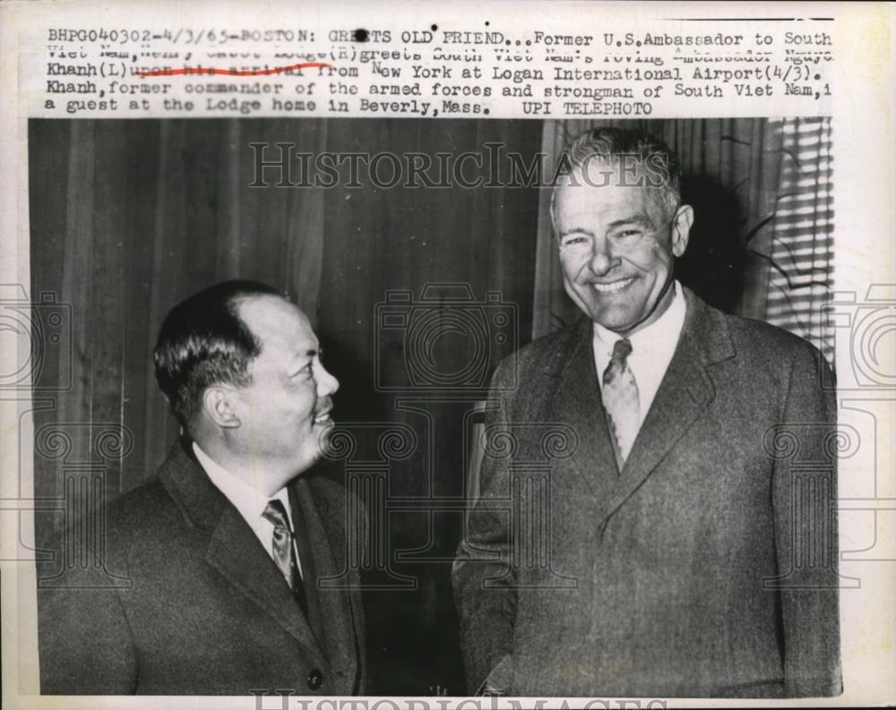 1965 Press Photo Henry Cabot Lodge, U.S Amb.to Vietnman and Nguyen Khanh . - Historic Images