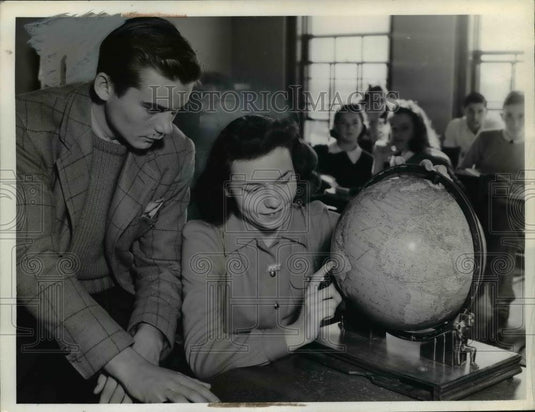 1940 Press Photo Robet Rochelle and Patricia Griffin of Heights Hi School. - Historic Images