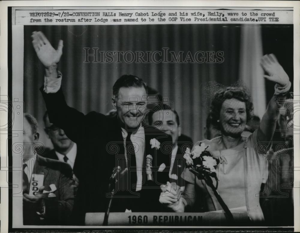 1960 Press Photo Henry Cabot Lodge and his wife at GOP Conventionn. - Historic Images