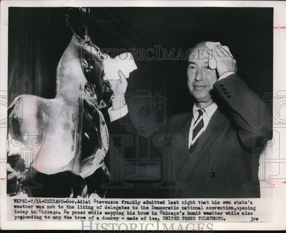 1952 Press Photo Gov. Adlai Stevenson at Democrat Natl. Convention in Chicago. - Historic Images