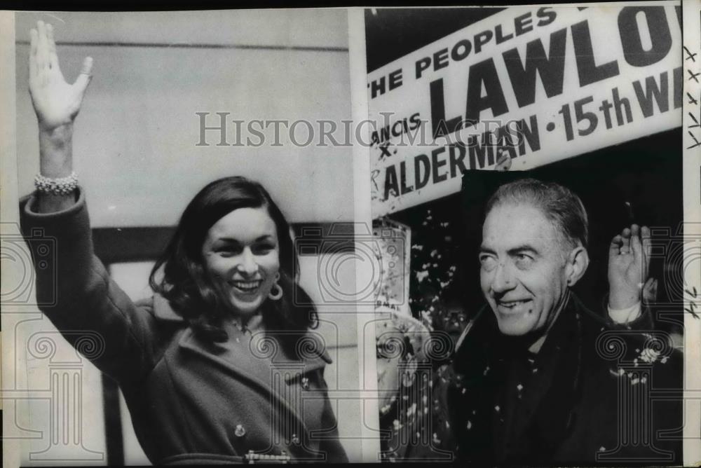 1971 Press Photo Mrs.Marilou McCarthy Hedlund &amp; Rev.Francis X.Lawlor in Chicago. - Historic Images