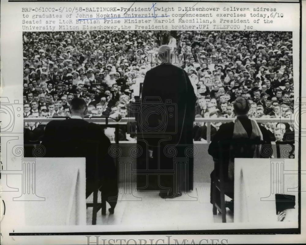 1958 Press Photo Pres.Dwight Eisenhower address to graduate of John Hopkins Univ - Historic Images