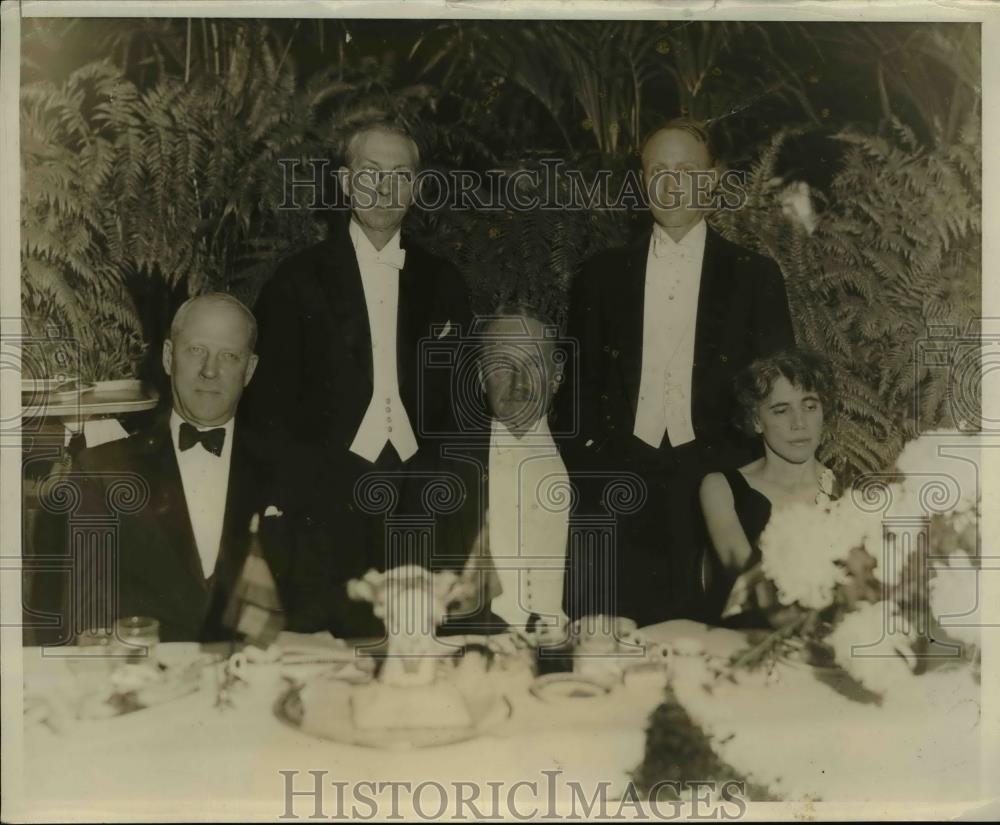 1931 Press Photo Appeal for World Court Entry Dinner Guests, Philadelphia - Historic Images