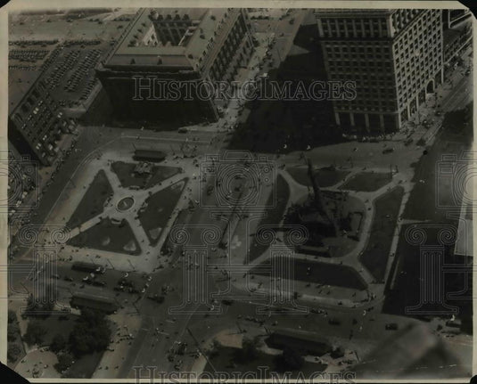 Press Photo Cleveland Public Square - cva89983 - Historic Images