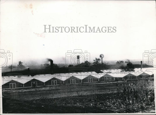 1958 Press Photo Windmill pump & Water tanks - cva87388 - Historic Images