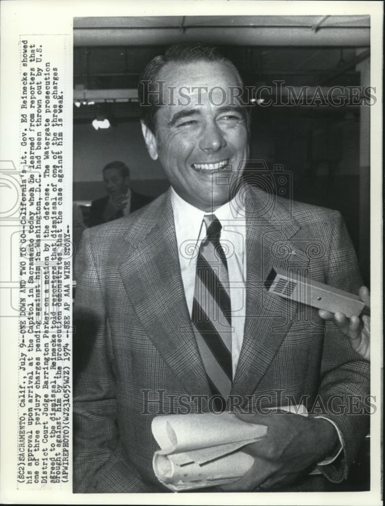 1974 Wire Photo Gov.Ed Reinecke Showed His Approval Upon Arrival in Sacramento - Historic Images