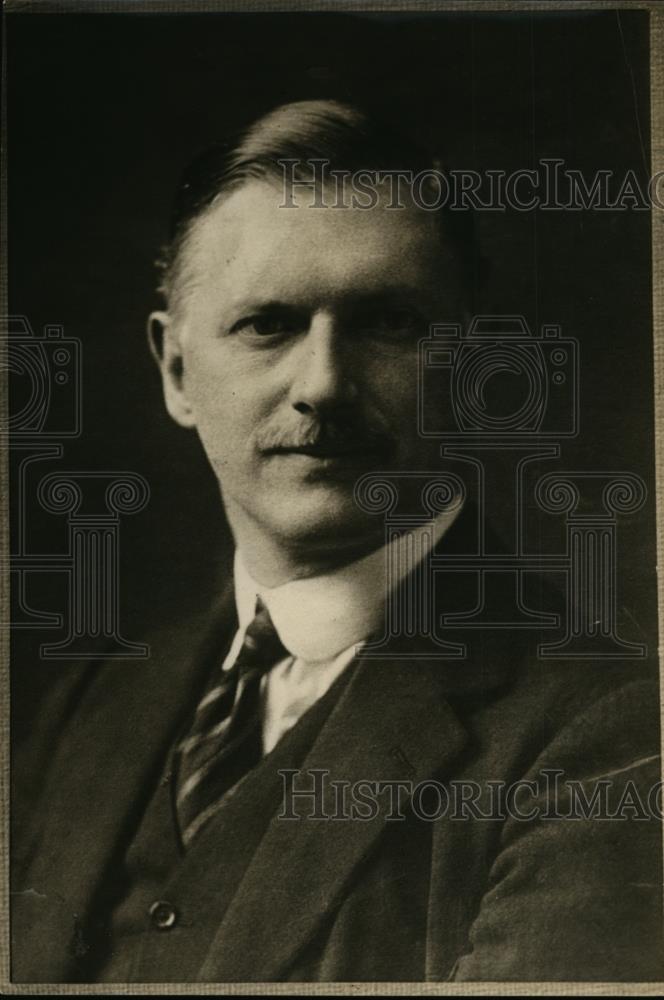 1926 Press Photo Lord Kilamarnok Hi Commissioner at Cologne - nee87311 - Historic Images
