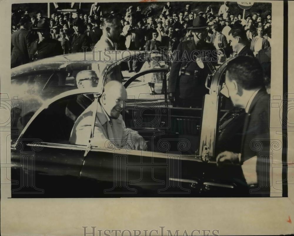 1956 Press Photo President Eisenhower in his car with Senator James Duff in PA - Historic Images