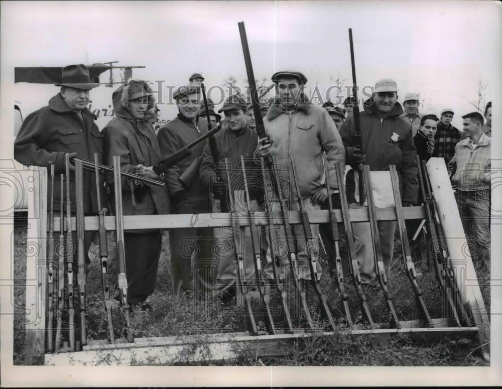 1957 Press Photo Hunters Jack Whitworth, Walt Moyer, Ollie Farthaler - nee84414 - Historic Images