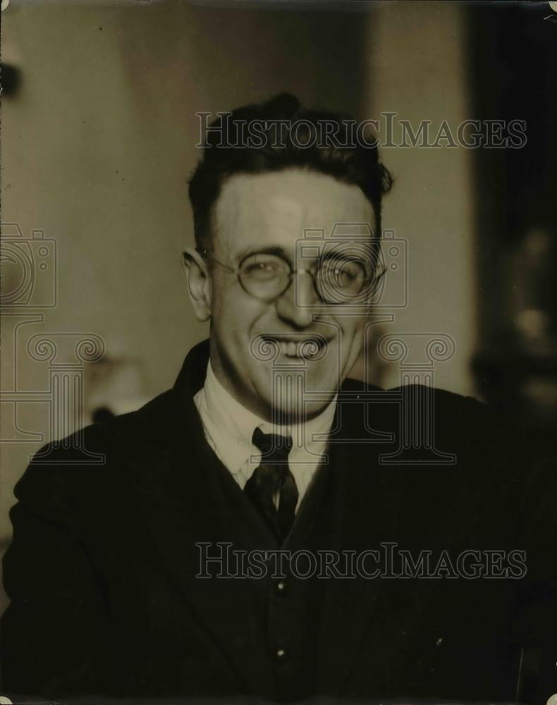 1923 Press Photo Bob Dorman of NEA company in a business suit - nee85871 - Historic Images