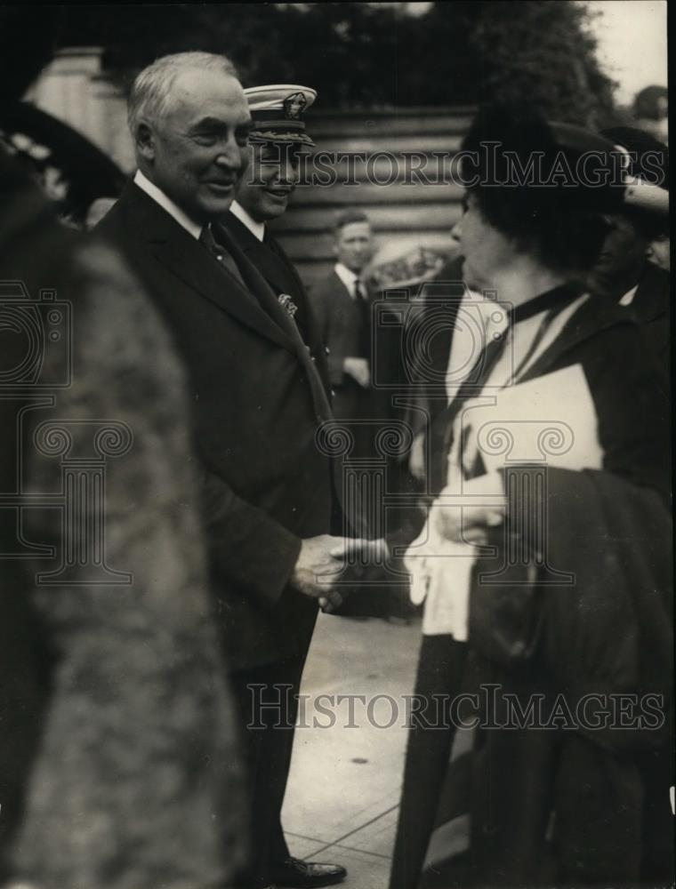 1923 Press Photo Pres. Harding with members of Natl Conference of Social Workers - Historic Images