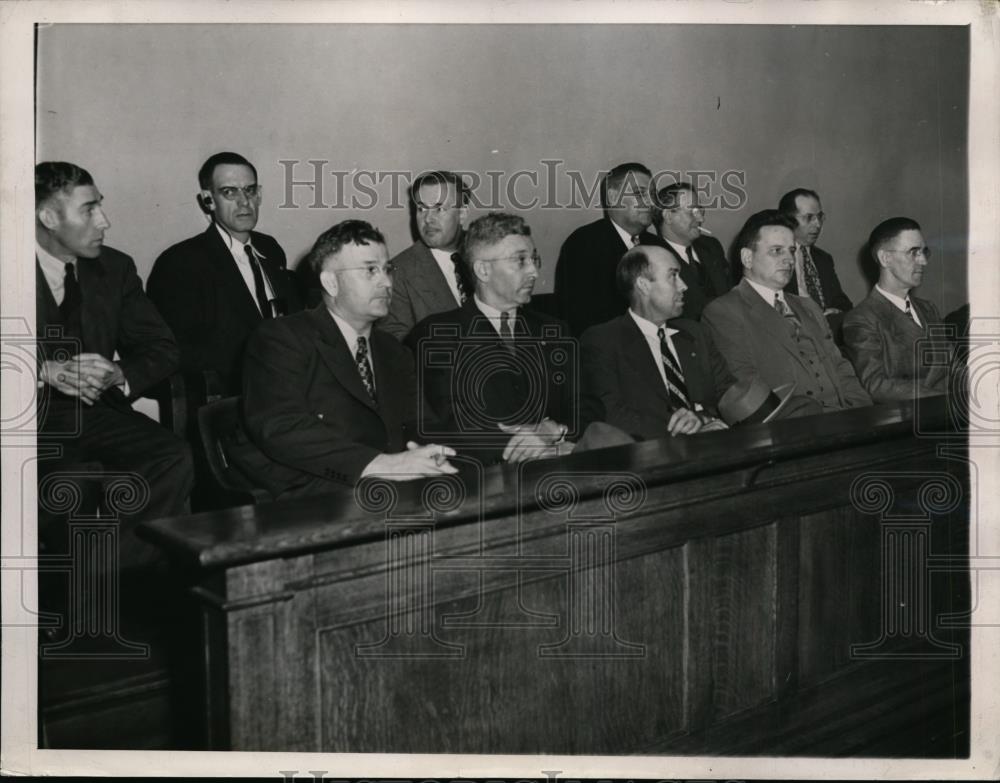 1945 Press Photo International Oil Workers Union Chicago, WW Allen - nee88034 - Historic Images