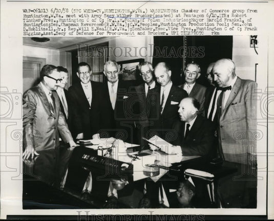 1958 Press Photo Chamber of Commer & Army Secretary Wilber Brucker - nee87070 - Historic Images