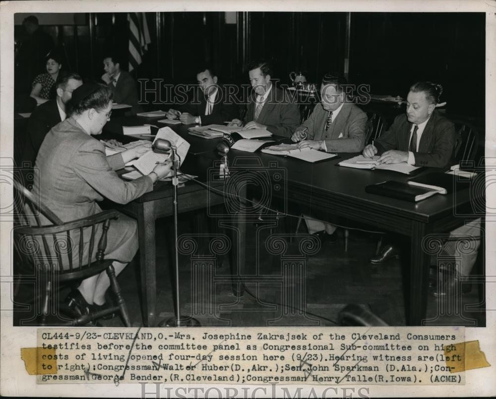1947 Press Photo Mrs Josephine Zakrajsek at Congressional sub committee - Historic Images