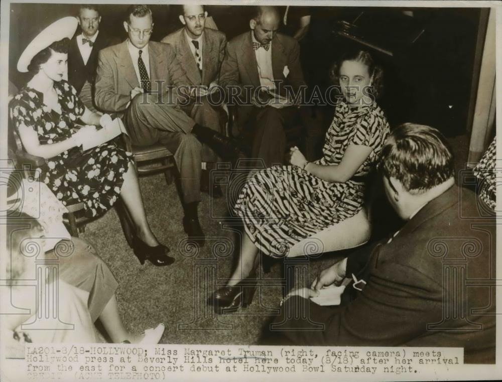 1947 Press Photo Margaret Truman daughter of President Truman at Hollywood CA - Historic Images