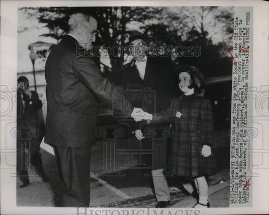 1953 Press Photo President Truman greets Marcia L Colbert & dad in DC - Historic Images