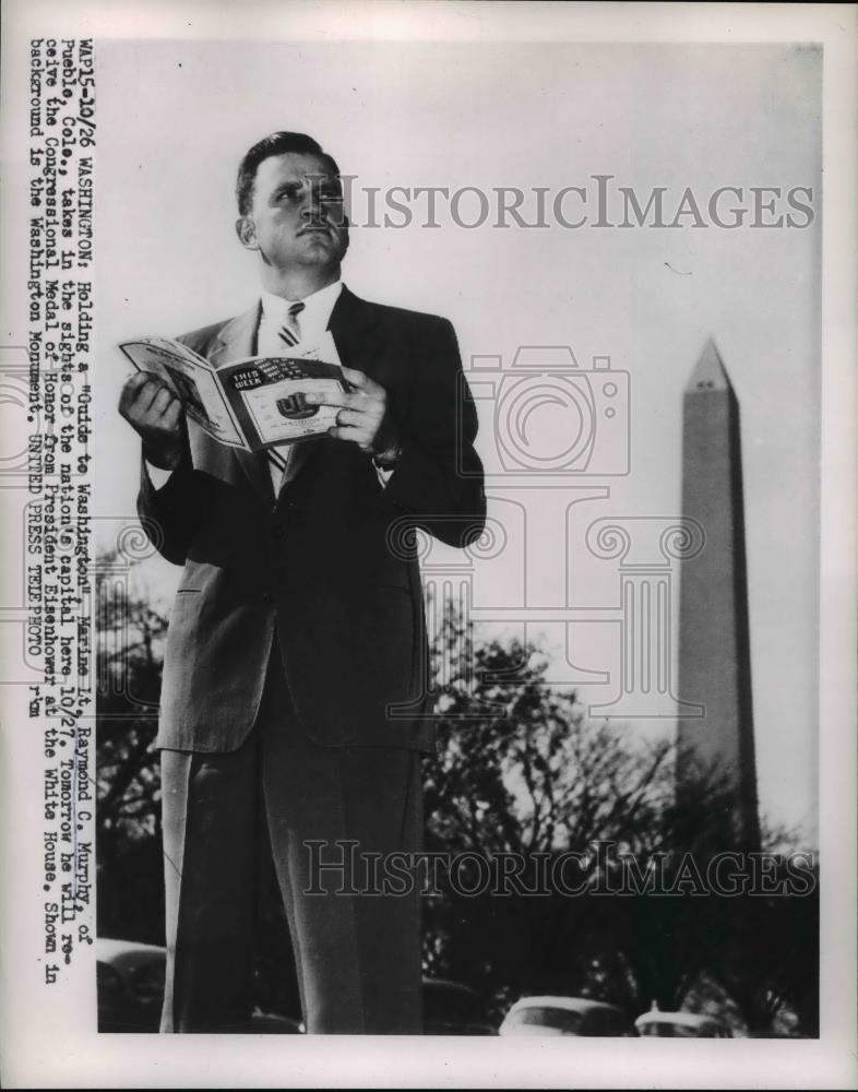 1941 Press Photo Marine Lt.Raymond C.Murphyreceived Congressional Medal of Honor - Historic Images