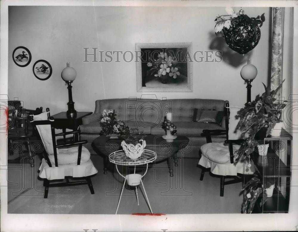 1962 Press Photo Living Room, Early Amerucan Style by Warren Parkway - nee84955 - Historic Images