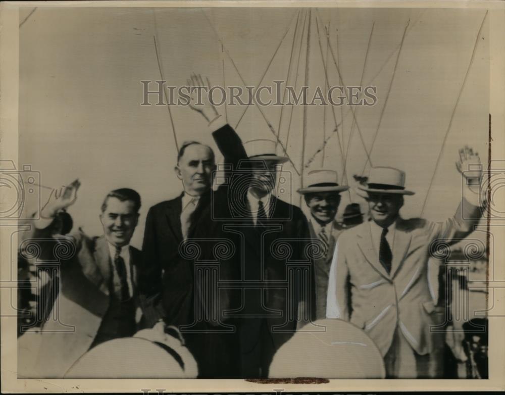 1937 Press Photo Group sailed for Jefferson Island - nee86840 - Historic Images