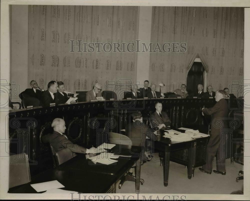 1939 Press Photo John T.Flynn testified at House Ways &amp; Means Committee. - Historic Images