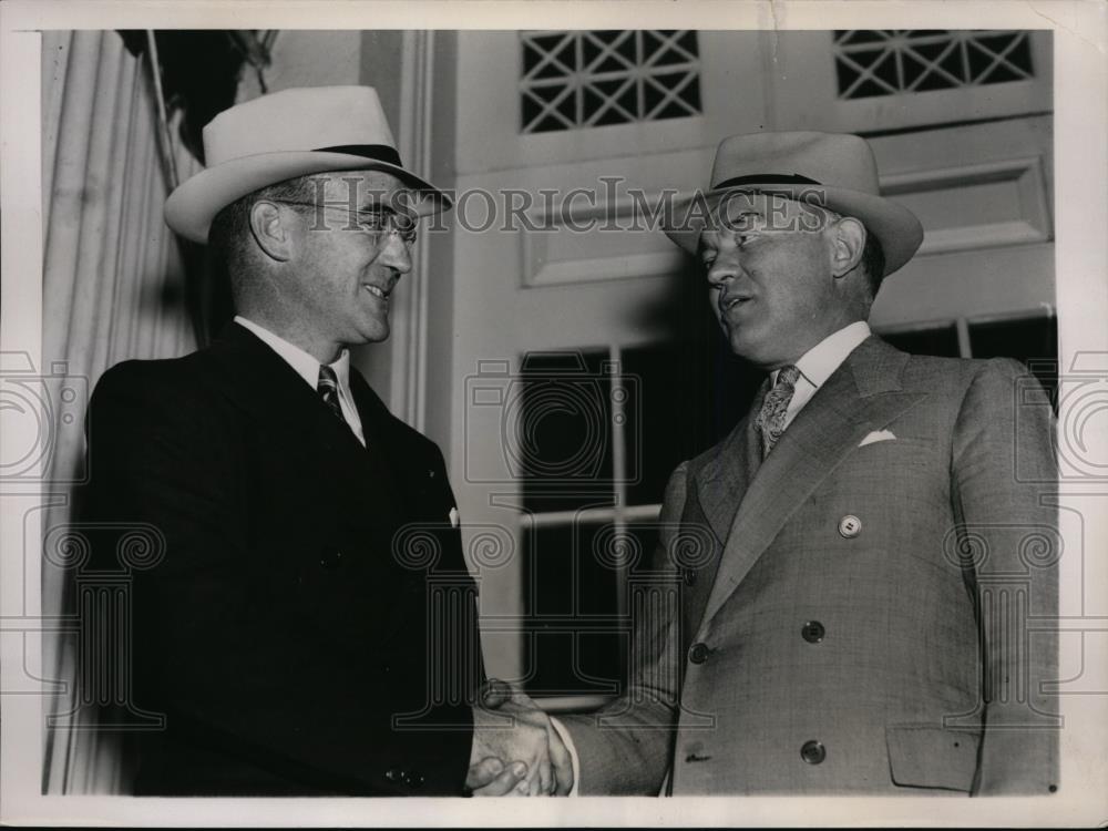 1938 Press Photo S Chadwick of American Legion &amp; Harry Woodring Secretary of War - Historic Images