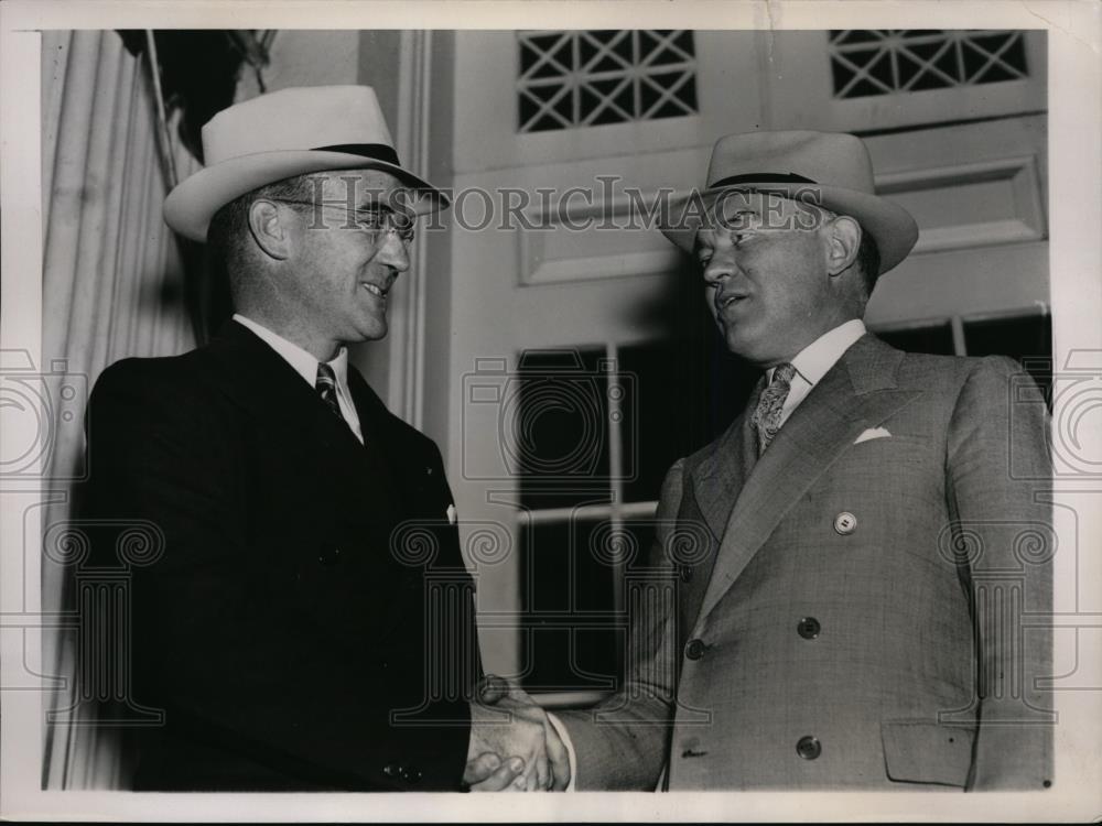 1938 Press Photo S Chadwick of American Legion & Harry Woodring Secretary of War - Historic Images