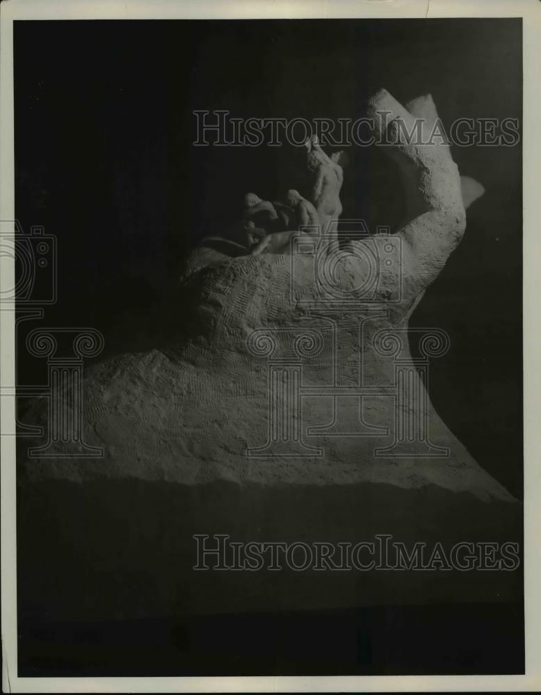 1931 Press Photo Sculpture Of Peace By Joseph Jenkins - nee83612 - Historic Images