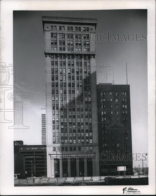 1968 Press Photo Superior Building, E. 9th & Superior - cva86000 - Historic Images